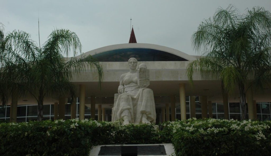 UASD ofrece 15% de aumento salarial a profesores: ¿cederá Faprouasd?