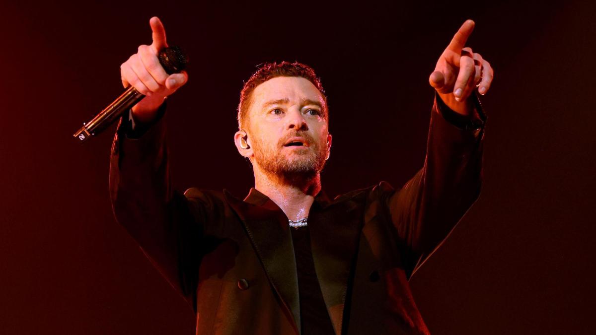 What is Lyme's disease, the condition that singer Justin Timberlake revealed that he suffers