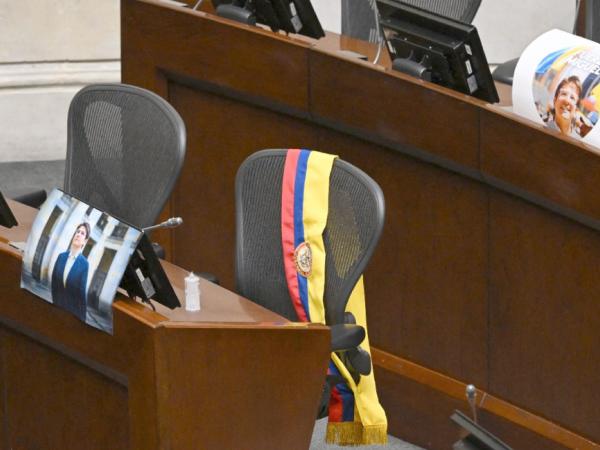 What will happen to Miguel Uribe's seat after the announcement of his death