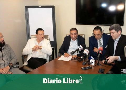 Will build First International University of the Caribbean and South America