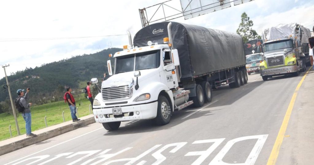 With 10 -point agreement the unemployment of the peasants was lifted in the center of the country