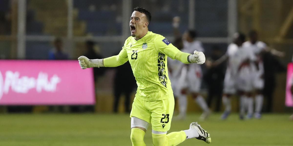 1-2: Unpublished Victoria de Surinam in El Salvador