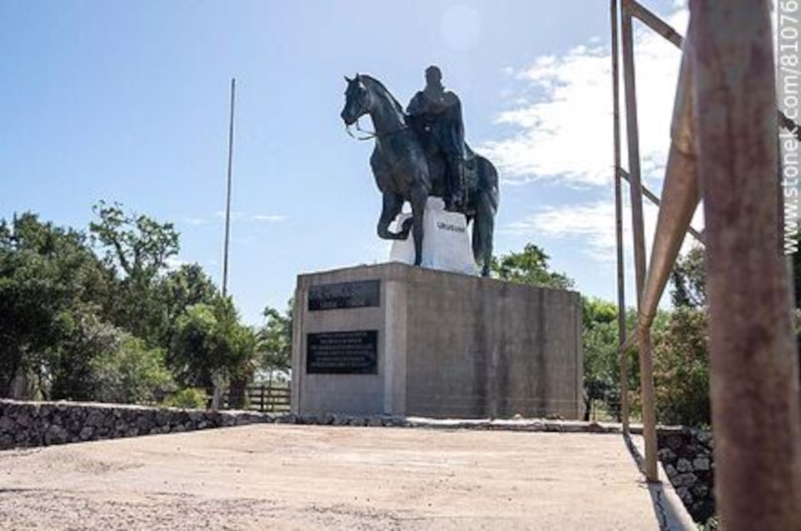 20th march to Masoller “on horseback by Aparicio” (continue here the central act)