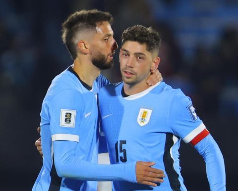 3-0: Uruguay is classified