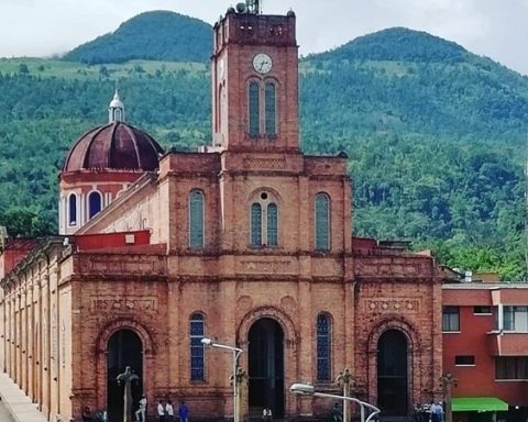 Iglesia en San Vicente de Chucurí.