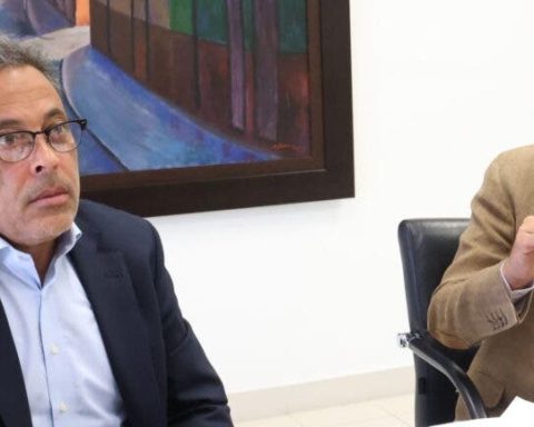 75 % of chickens and egg farm is highly technified