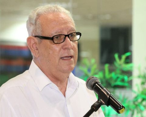 A book written to highlight the weaknesses of a society and