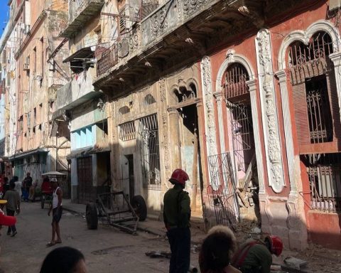 Derrumbe en la calle Sol entre Egido y Villegas