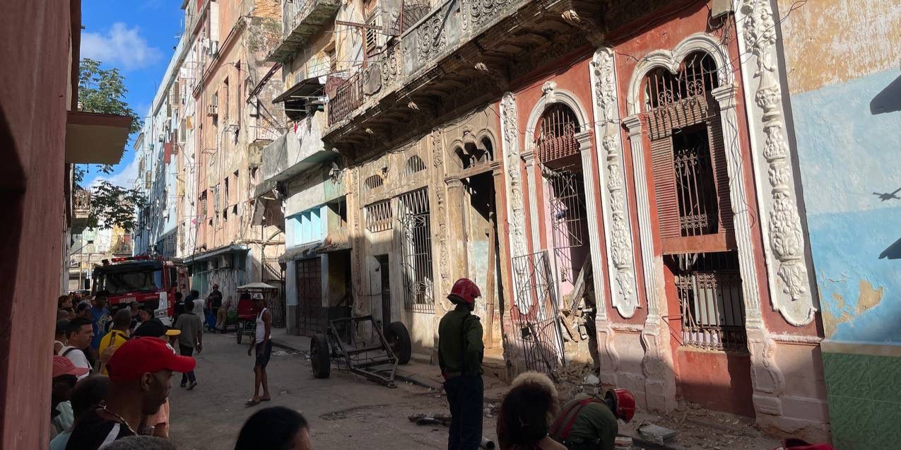 Derrumbe en la calle Sol entre Egido y Villegas