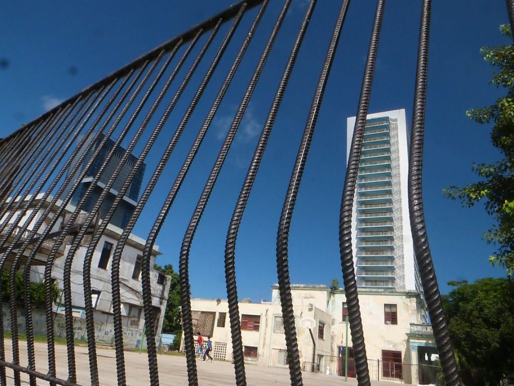 A reverse industry: Cuba on tourism day