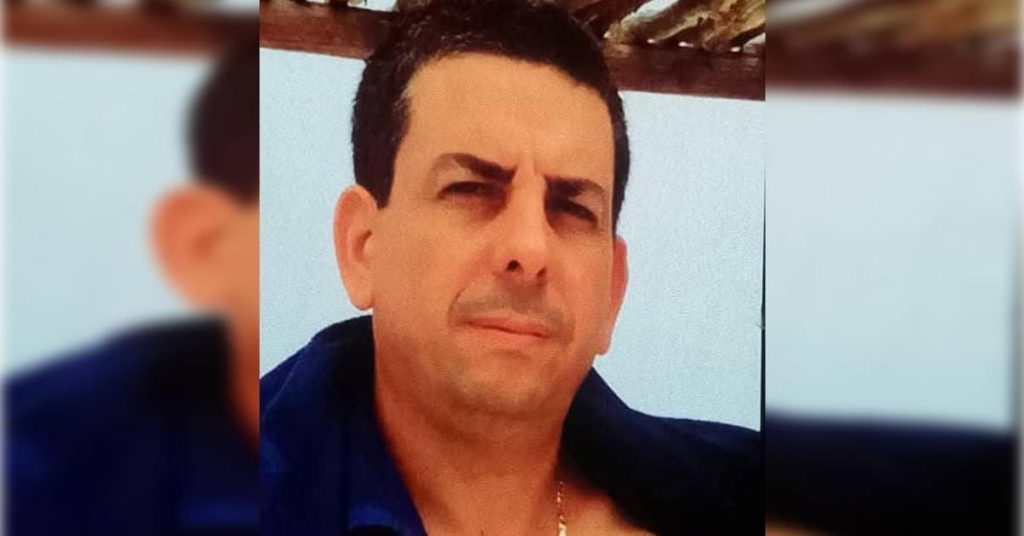 A spirit dies who was attacked to machetes in his home