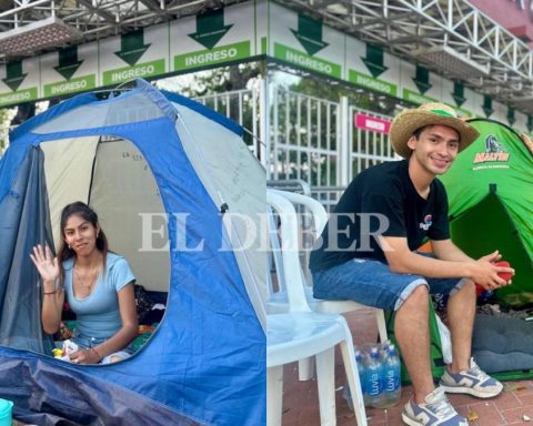 A young mother and a university student want to be the first to enter the Expocruz 2025