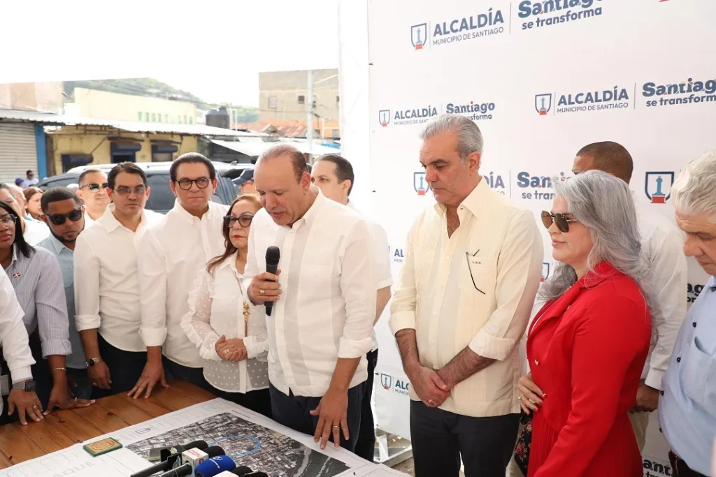 Abinader complies with Santiago: RD $ 658 million for great lodging and vital works