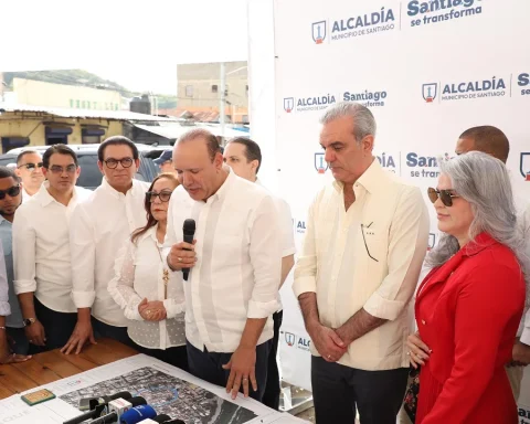 Abinader complies with Santiago: RD $ 658 million for great lodging and vital works