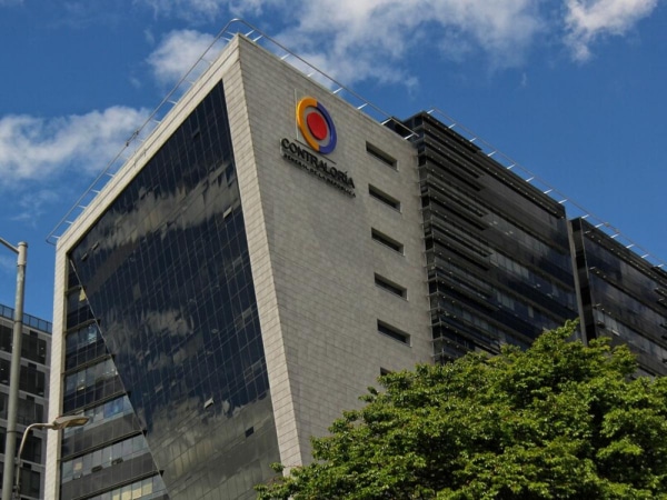 Aerocivil in trouble: They find water contract in airports without environmental permits, according to Comptroller