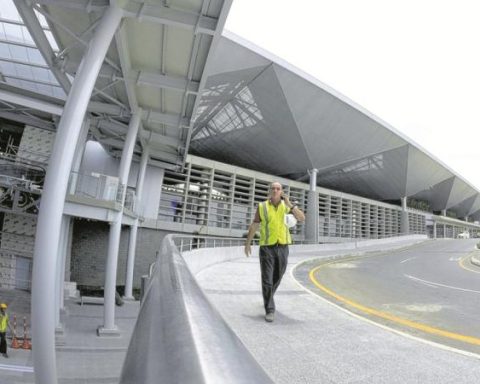 Aerocivil will assume operation of Cali airport while new award progresses