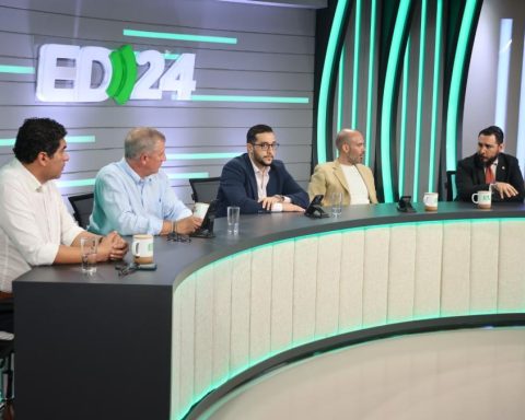 After desertification of the US, analysts warn serious economic, legal and diplomatic consequences for the country