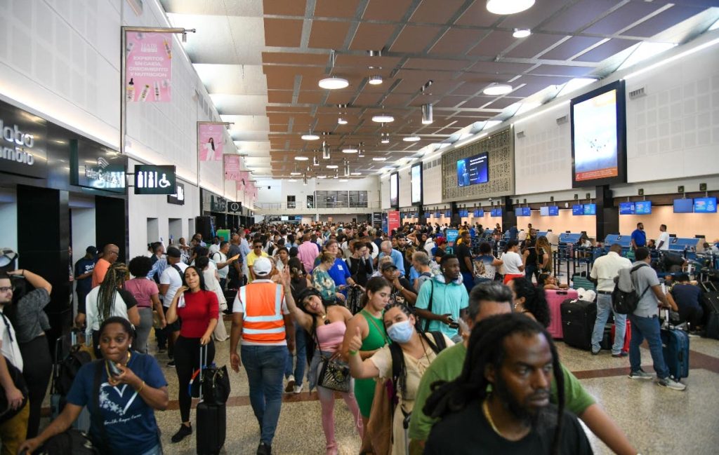 AILA restaura energía luego de doce horas de caos y vuelos afectados