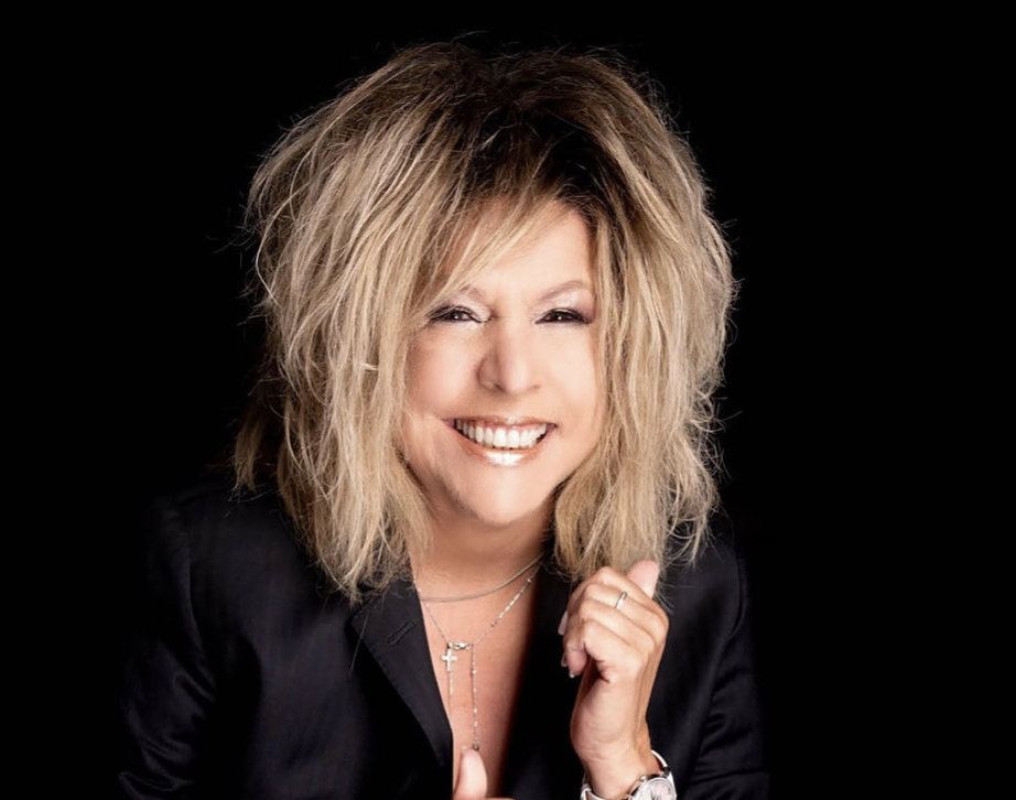 Albita Rodríguez arrives in Madrid