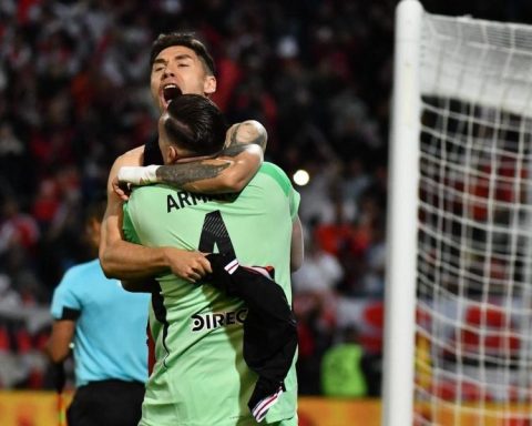 Armani saves River Plate's furniture