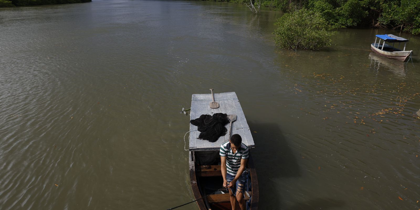 Artisanal fisherman's insurance will have new rules in October