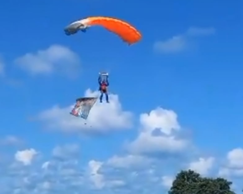 August rumors: Troops from the Castro family, 'Pinana' Russian to replace the Turks