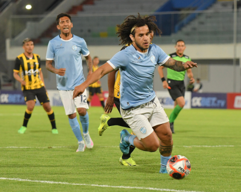 Aurora domices the tiger, discounts and leaves the tip at stake for this Sunday