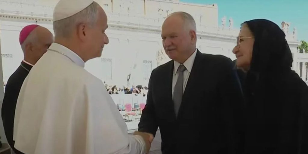 Before assuming STF presidency, Fachin visits Papa Leão XIV