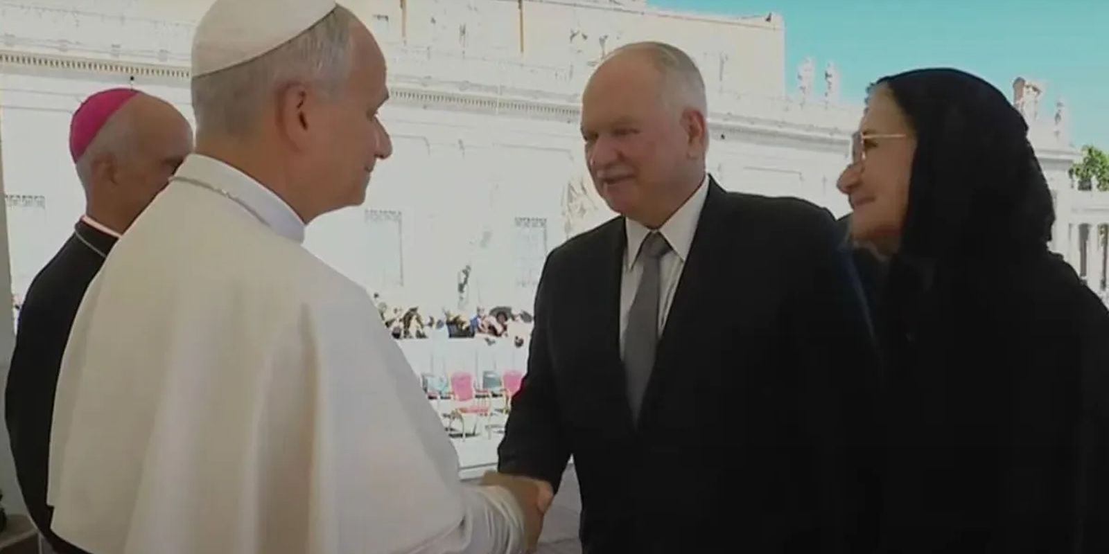 Before assuming STF presidency, Fachin visits Papa Leão XIV