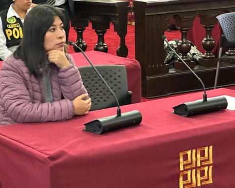 Betssy Chávez will remain admitted until medical evaluation