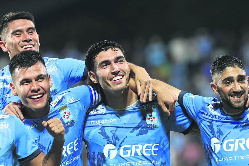 Blooming defends his undefeated in Montero against San Antonio