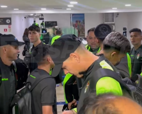 Bolivia lands in Barranquilla waiting for the duel against Colombia