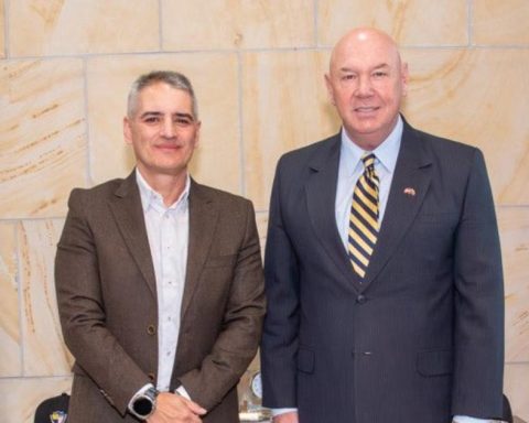 Business Manager of the United States Embassy in Colombia rejects terrorist attacks in Antioquia