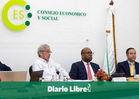 CES suggests strict control and job training for Dominicans