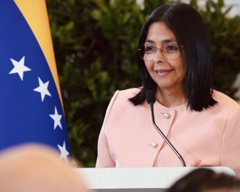 CHAVISM SIGNATURE STAFT STATE: We will not allow apology for external military aggression