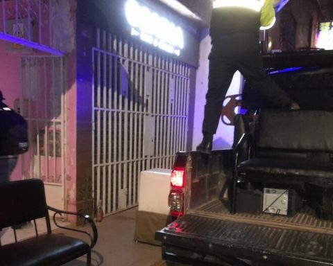 CLAUSURAN NIGHT CLANDESTINO CLUB 'KATTLEYA' IN THE CENTRO DE HUANCAYO
