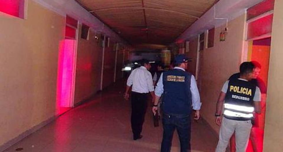 CLAUSURAN NIGHT Club Café Red in Sullana due to lack of health card