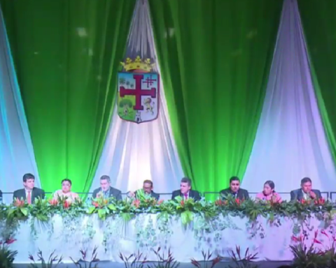 Camacho highlights that it is time to move from the 'centralist state of federalism'