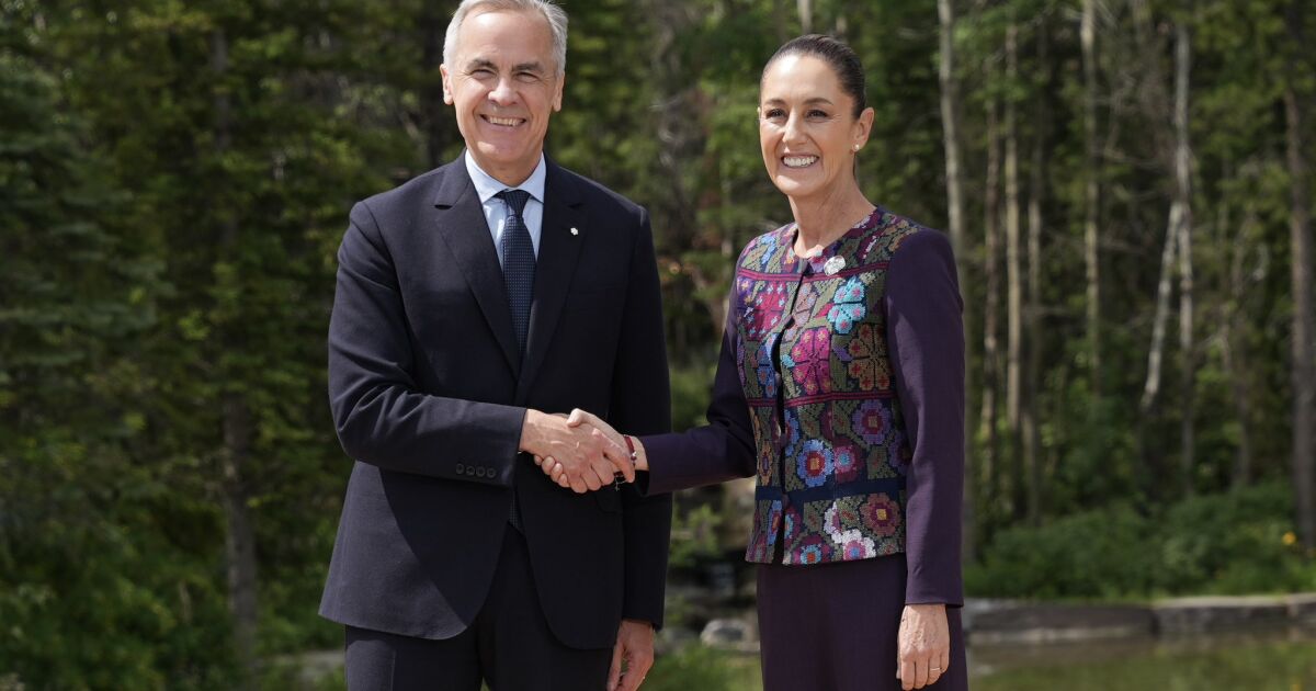 Canadian provinces go to hunt for more trade with Mexico