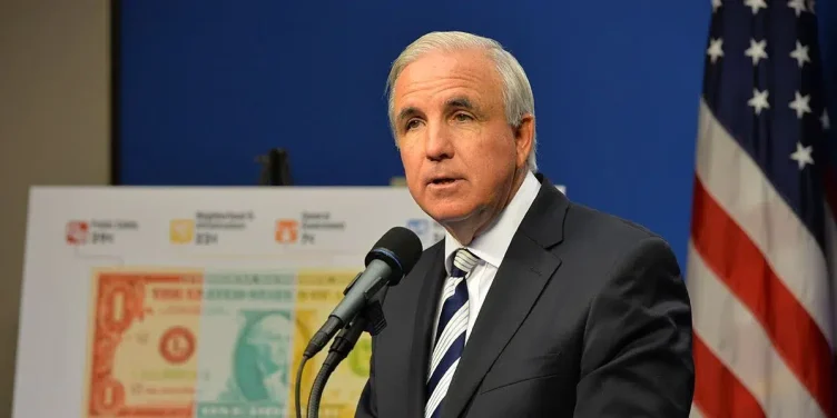 Congresista Carlos Giménez, agencias de viaje, Cuba