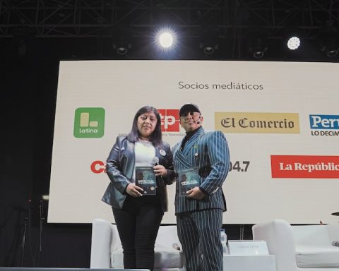 Carlos Leyva Larrea, coach and writer: "True wealth is built with faith, vision and action"