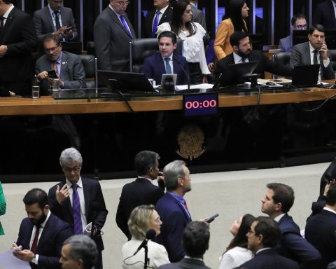 Chamber overthrows secret vote in PEC of armor for lack of quorum