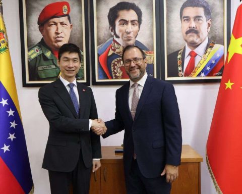 China greeted Venezuela to preserve peace in the Caribbean