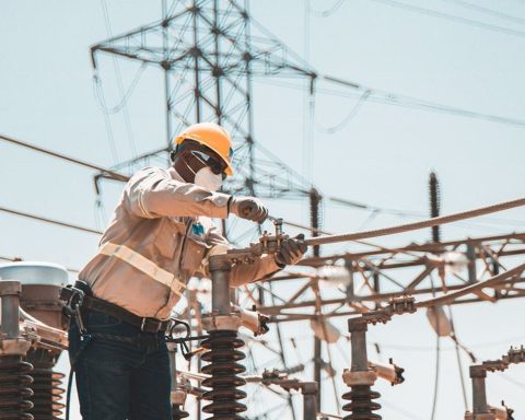 Participación Ciudadana alerta sobre el riesgo de corrupción en compras de emergencia del sector eléctrico