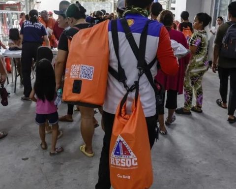 Colombia Consulate in Hong Kong issues alert for imminent impact of the super typhoon