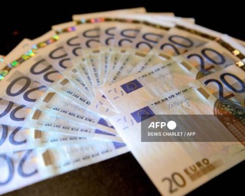 Colombia returns to the European bond market with record issuance in euros