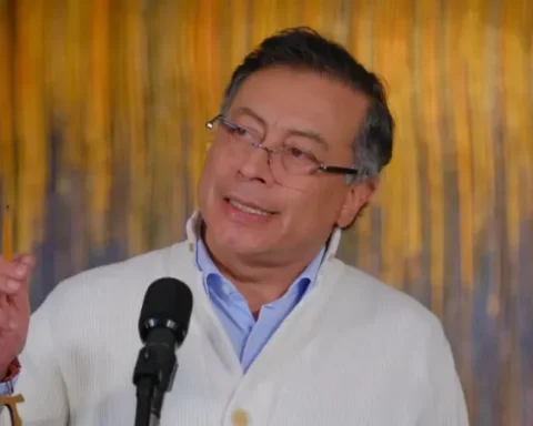 Colombian military forces would stop depending on the US weapons.