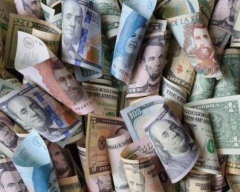 Colombian peso, the currency with better performance in the region in August