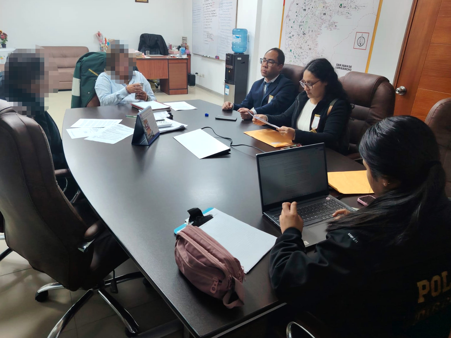 Comas: Prosecutor's Office Intervened Municipality after complaint of workers forced to dress as porristas