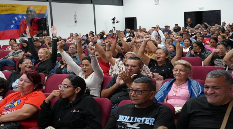 Communal Formators drive new educational agenda from the territory